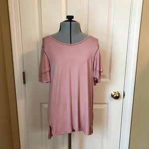 Rose Top w/Ruffled Sleeves, Size Small